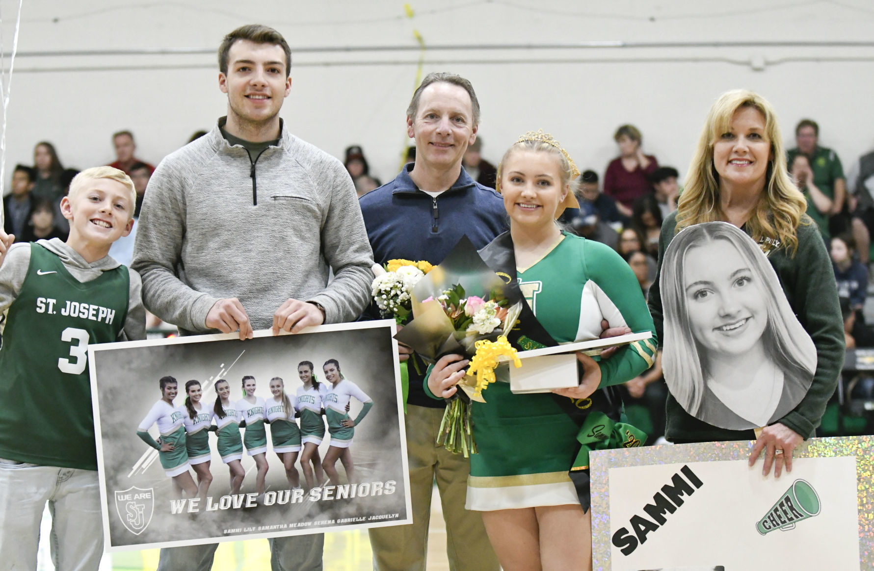 021120 SJ senior night 16.jpg